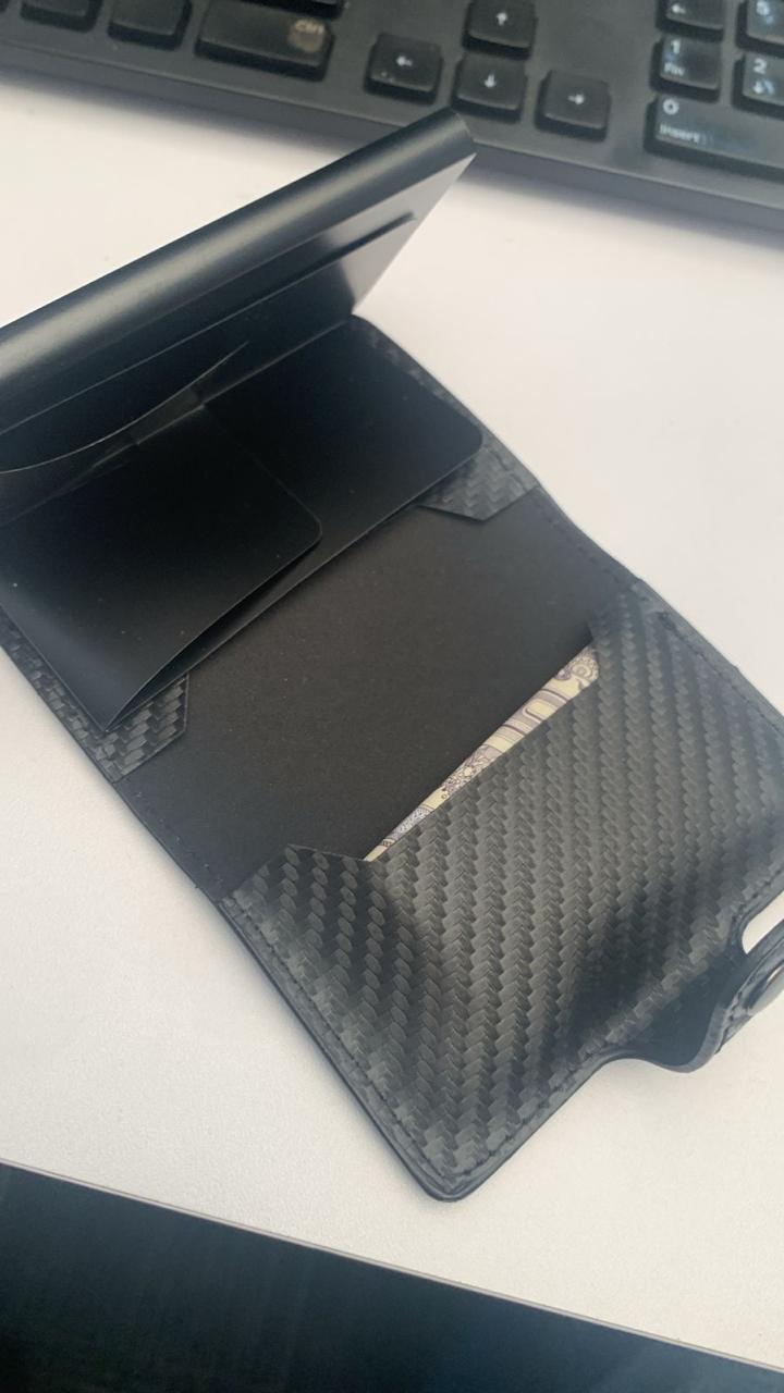 BILLETERA CON TARJETERO